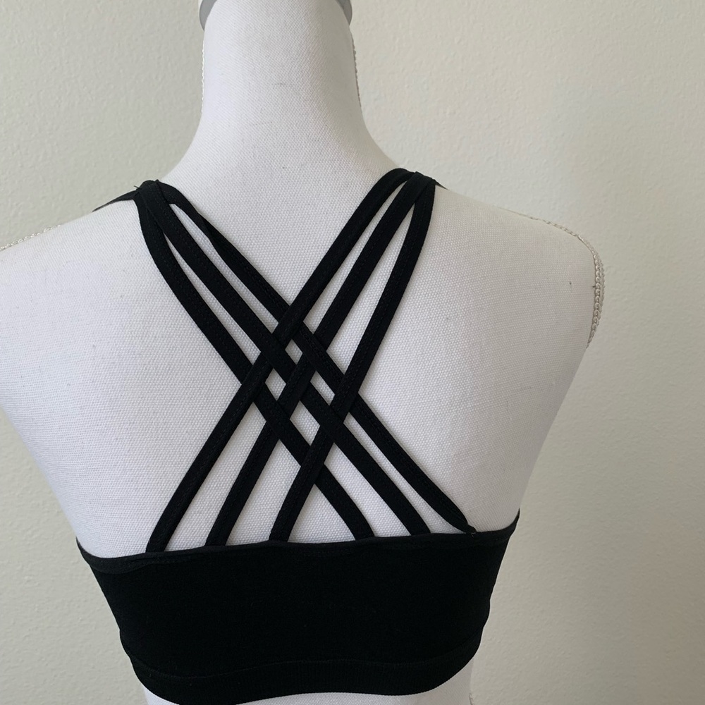 Sports bra - Picture 3 of 6